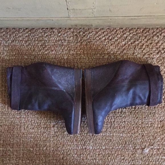 KORS MICHAEL KORS DISTRESSED LEATHER WEDGE BOOTIE BOOT WOMENS SIZE 8.5 M - Picture 6 of 6